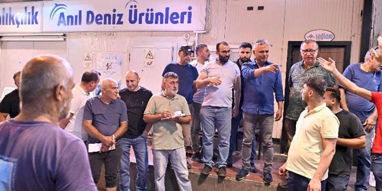 Antalya Muratpaşa'da balık mezadı