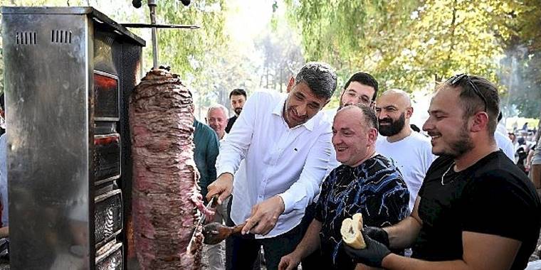 Kartepe'de Artvinliler Dayanışma Pikniğinde Buluştu