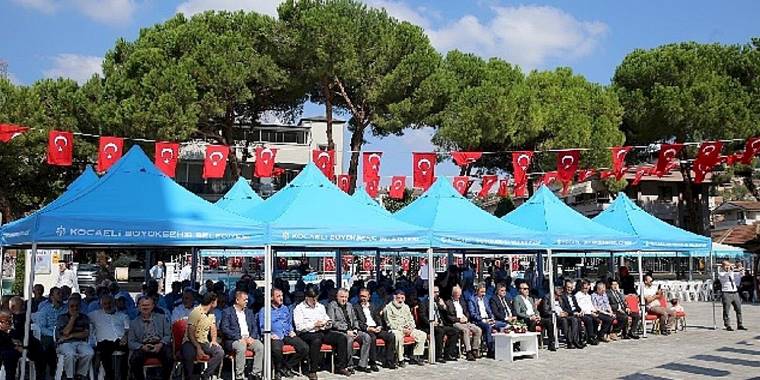 Ümmet Camii Dualarla Açıldı