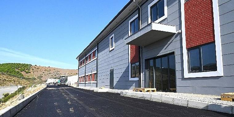 Demokrasi Üniversitesi Asfalt ve Tretuvar Çalışması