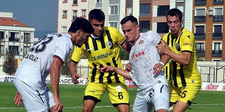 Turgutluspor 1-3 Aliağa FK (MAÇ SONUCU - ÖZET) Aliağa 3 golle turladı