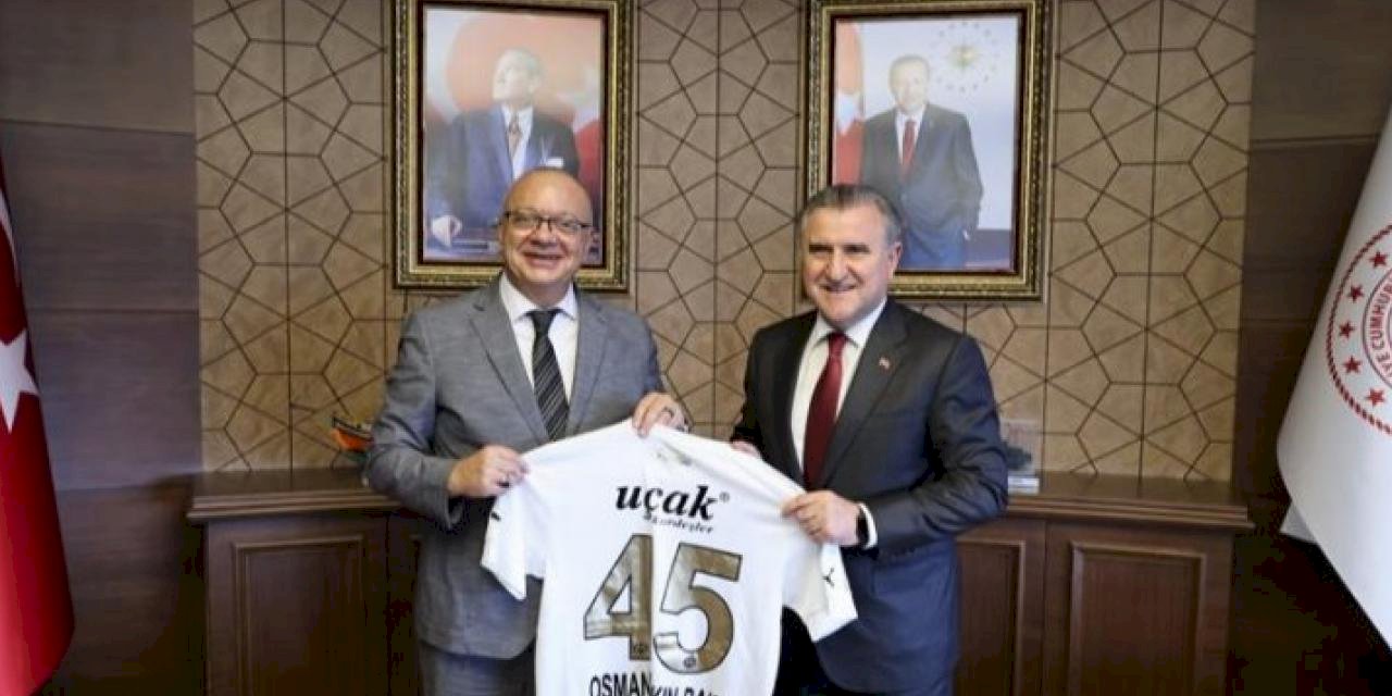 Bakan Bak'a Manisa'dan ziyaret