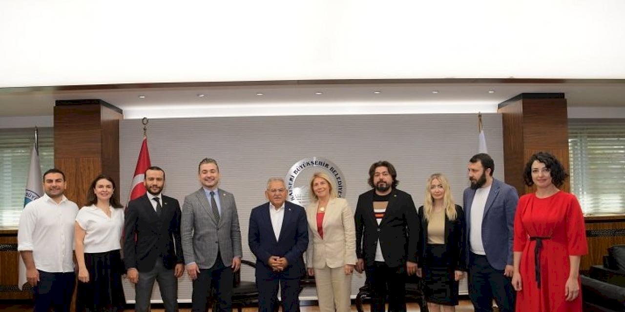 Kayseri eczacılardan Büyükşehir'e ziyaret