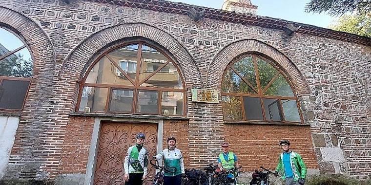 Edirne Yeşilay Spor Kulübü Bulgaristan'a Bisiklet Turu Düzenledi