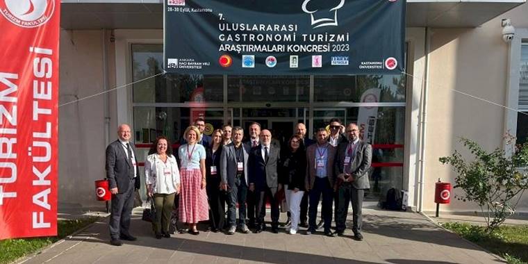 KAYÜ Rektörü'nden gastronomi mesaisi