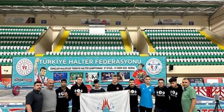 Eray Çaylak Türkiye üçüncüsü oldu