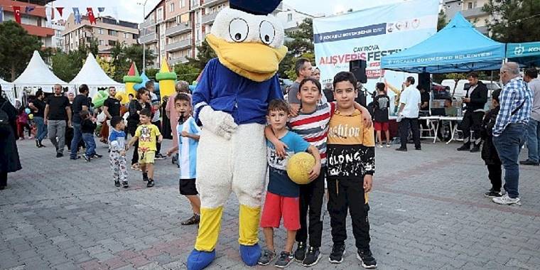 Alışveriş Festivali Şenliği Çayırova'da Devam Ediyor