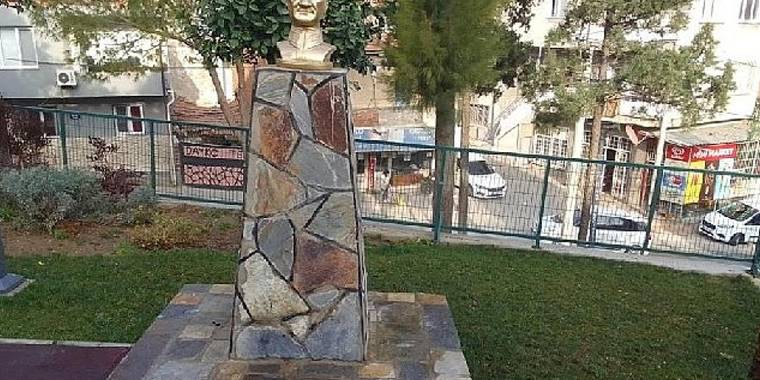 Başkan Batur'dan Atatürk Büstüne Yapılan Çirkin Saldırıya Kınama