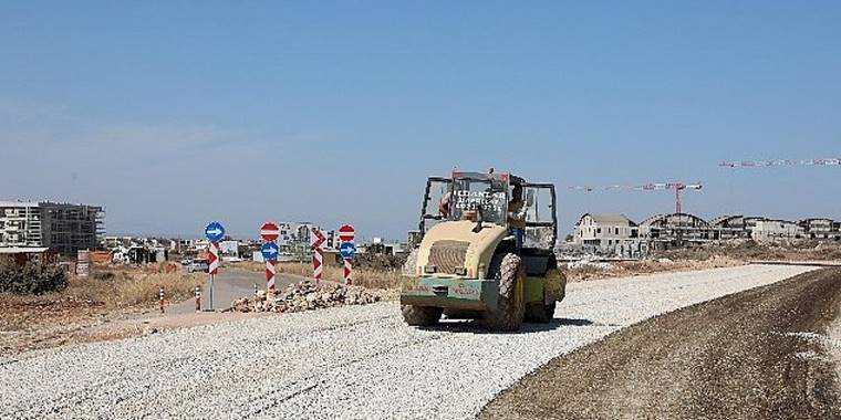 Altıntaş Bölgesine Değer Katacak Yeni Yollar Açılıyor