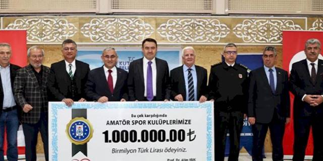 Kütahya'da amatör spor kulüplerine 1 milyon TL destek