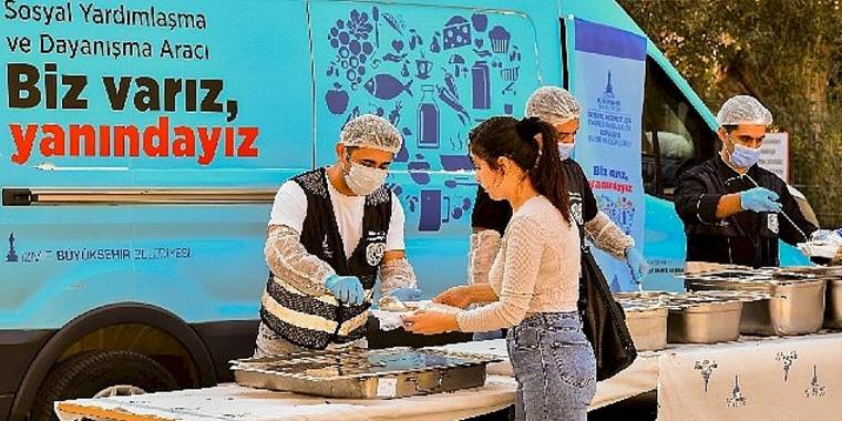 İzmir'de üniversite öğrencileri yine unutulmadı