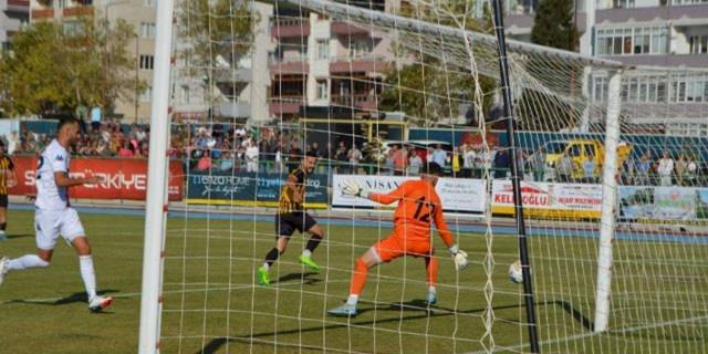 Keşanspor Babaeskispor’u 5-0 ile uğurladı