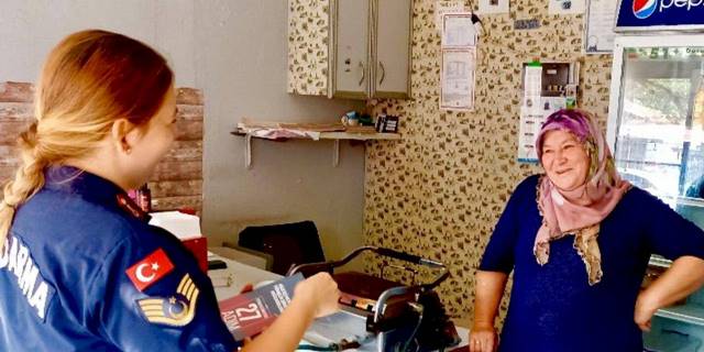 Edirne'de Jandarmadan kadına yönelik şiddetle mücadele farkındalığı