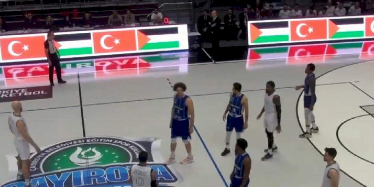 Filistinli şehitler anıldı, İsrail protesto edildi!