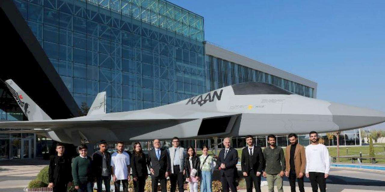 Teknolojiye dayalı projeler gerçekleştiren Şırnak ve Hakkarili gençler Ankara'da