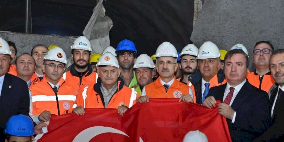 Bakan Uraloğlu Erzincan'da