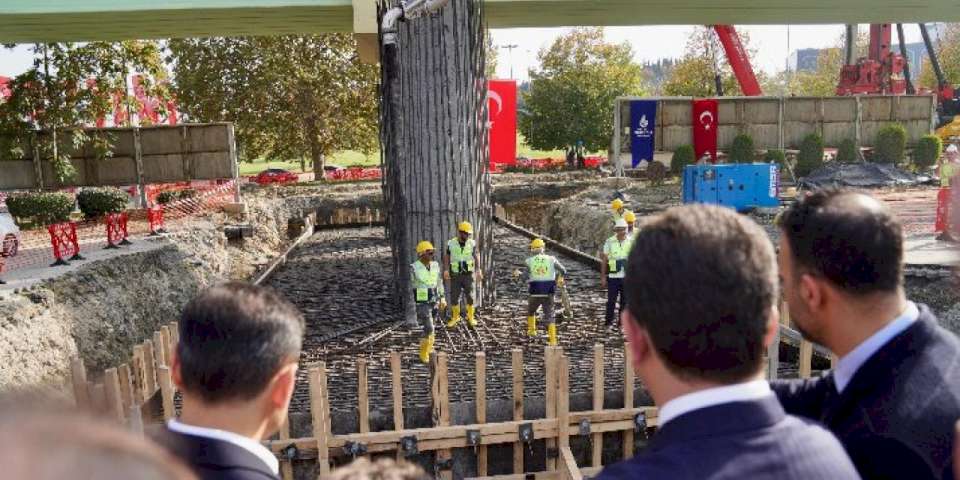 Metro hattının viyadükleri güçlendiriliyor