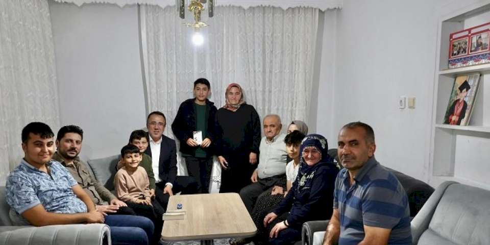 Mehmet Savran ev ziyaretlerini sürdürdü