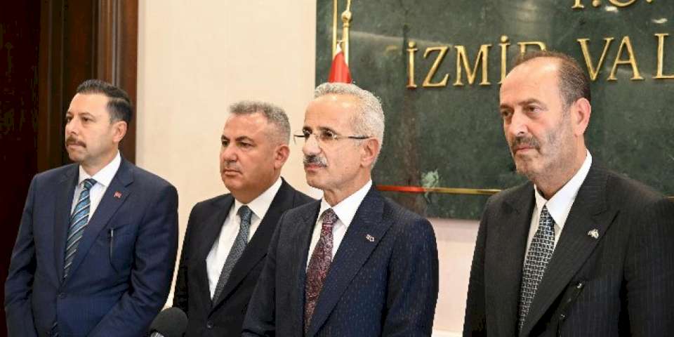 Bakan Uraloğlu İzmir'de... Ankara-İzmir YHT 2027'de hizmette