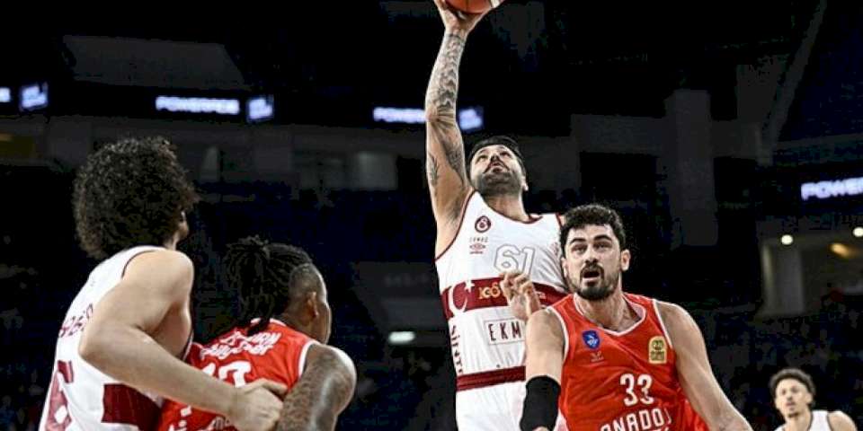 Anadolu Efes 76-95 Galatasaray Ekmas (Maç Sonucu) G.Saray'dan A. Efes'e farklı tarife!