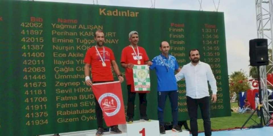 Manisalı atlet Ahmet Bayram yaş kategorisinde zirvede