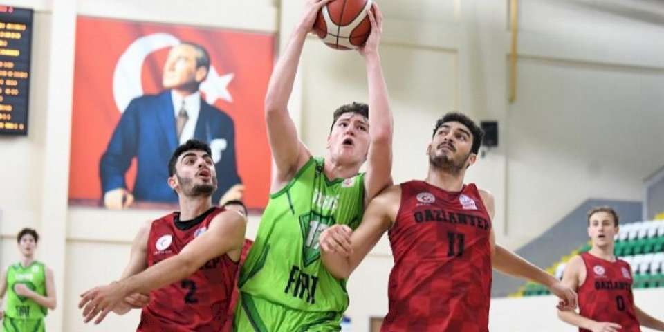 TOFAŞ'lı gençler 3'te 3 yaptı