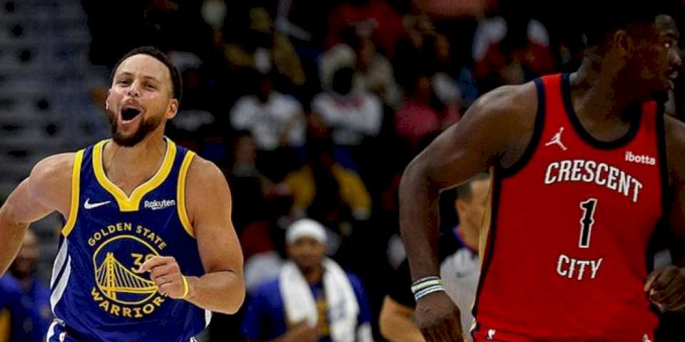 Stephen Curry coştu Golden State Warriors kazandı!