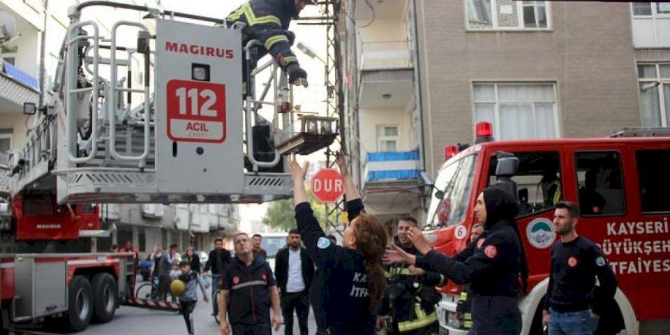 Kayseri itfaiyesinden canlılara kurtarma operasyonu
