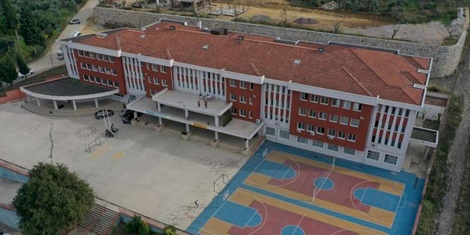 Kocaeli'nde 188 okula basket ve voleybol sahası