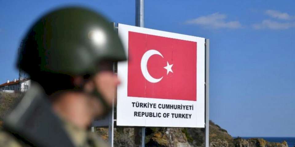 1'i FETÖ mensubu 2 kişi sınırda yakalandı