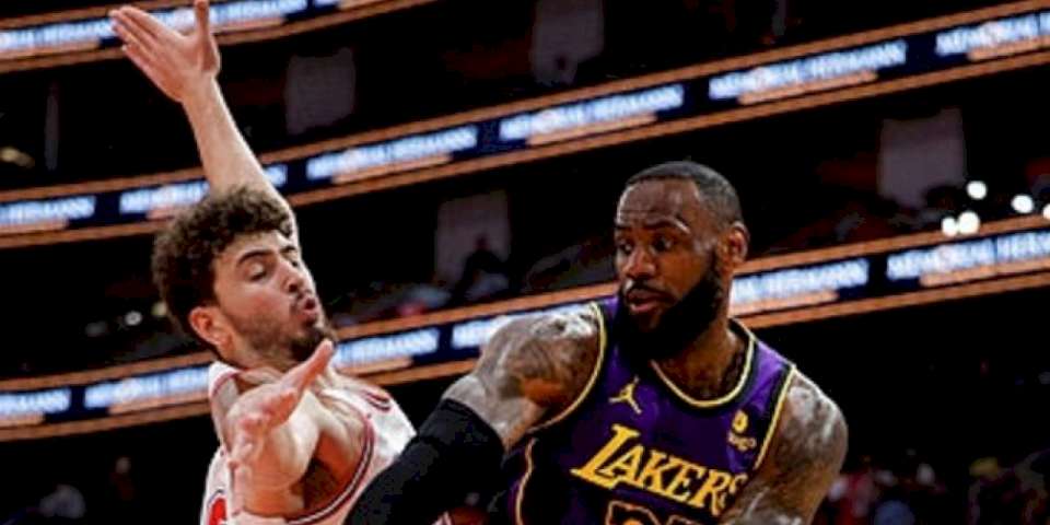 NBA'de Alperen Şengün'lü Houston Rockets Los Angeles Lakers'ı devirdi!