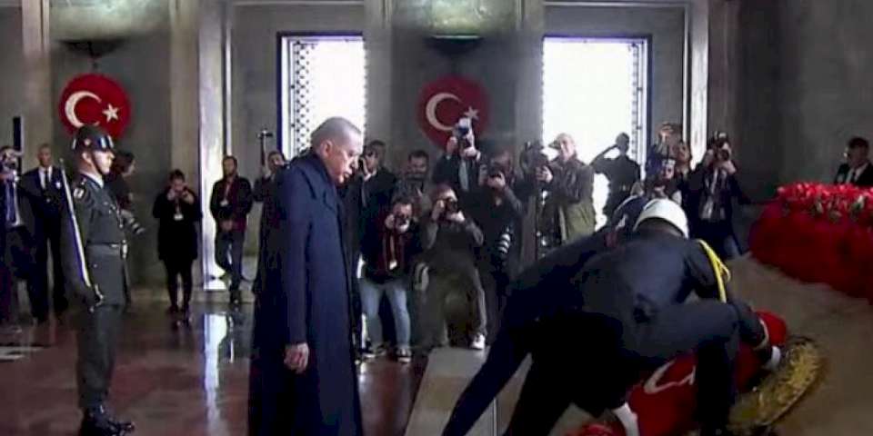 Devlet erkanı Anıtkabir'de