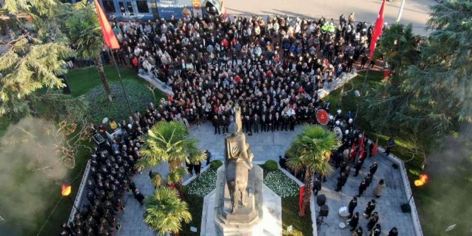 Ulu Önder Bursa'da da özlemle anıldı