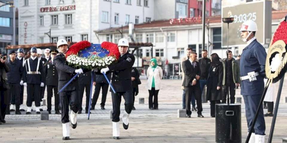 Gazi Mustafa Kemal Kütahya'da minnetle anıldı