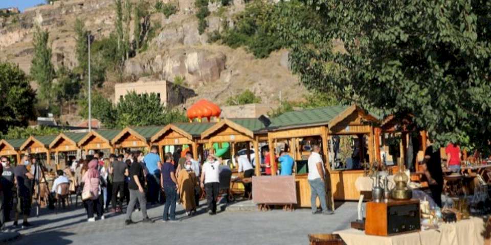 Kayseri Talas'ta Antika Pazarı yarın kurulacak