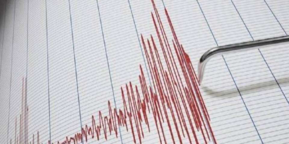 Antalya'da korkutan deprem