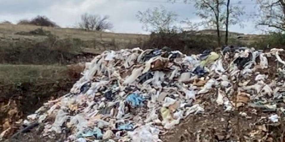 Başkan Tekin’den çevreyi kirletenlere sert tepki