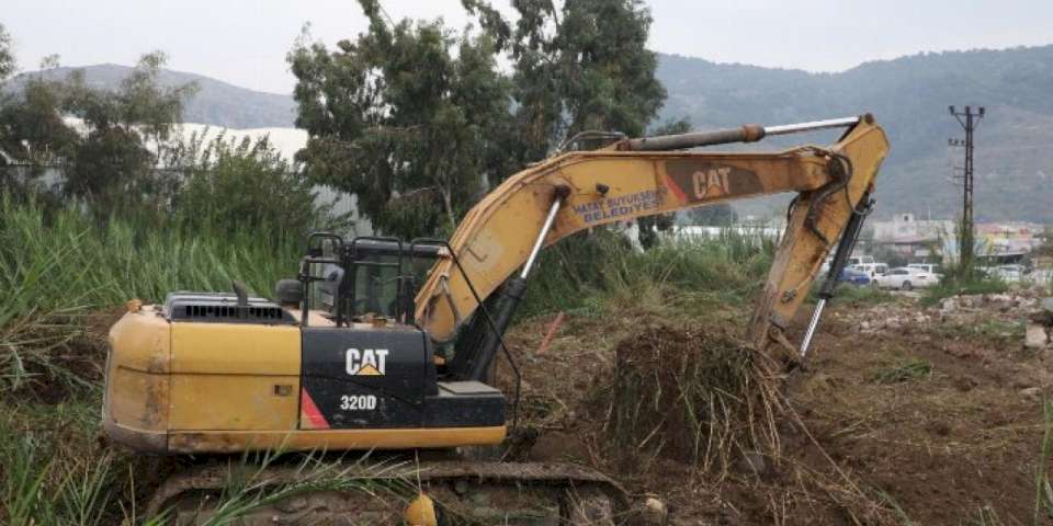 Hatay'ın 15 ilçesinde olası taşkın seferberliği