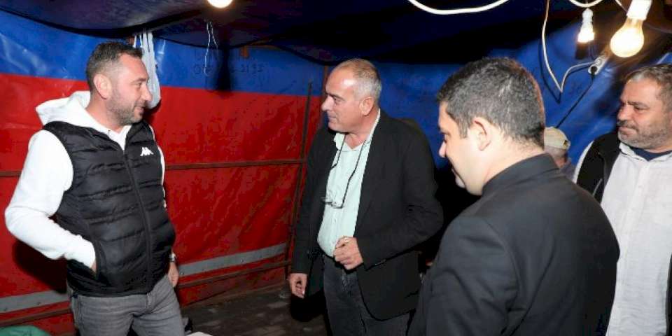 Gemlik'te zeytin üreticilerine alım noktalarında ziyaret