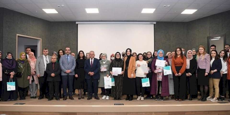 Kayseri Büyükşehir Aile Yaşam Merkezi 20 bin kişiye ulaşıyor