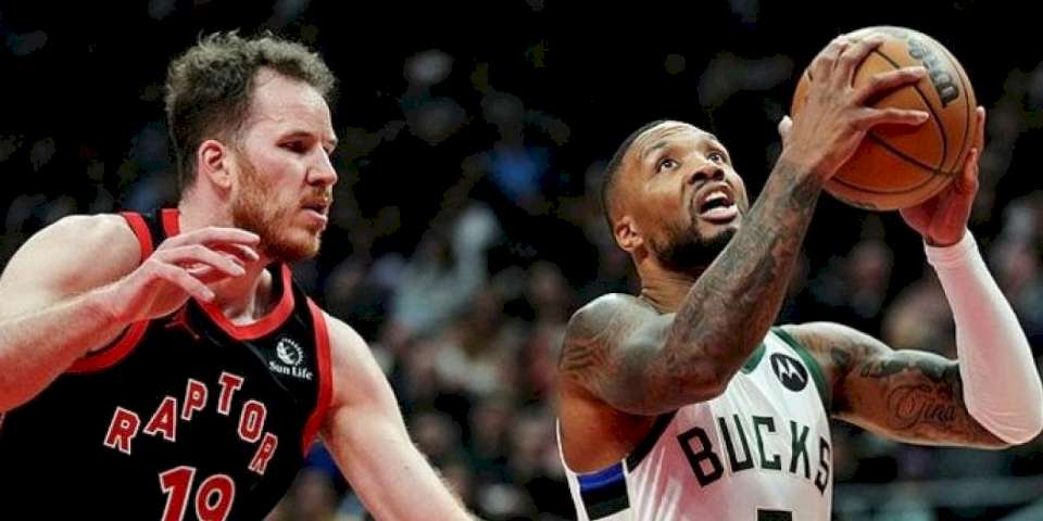 Milwaukee Bucks 118-112 Toronto Raptors (MAÇ SONUCU-ÖZET) | Bucks deplasmanda Raptors'ı devirdi!