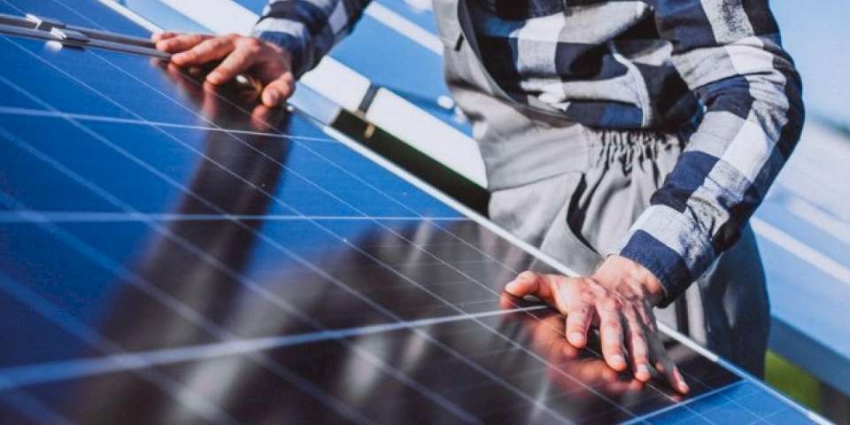 Güneş panelinde hedef dünya ikinciliği