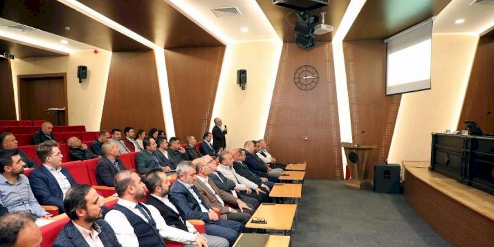 Kayseri Talas personeline protokol eğitimi