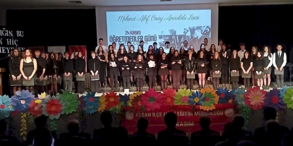 Edirne Keşan'da 24 Kasım Öğretmenler Günü kutlandı