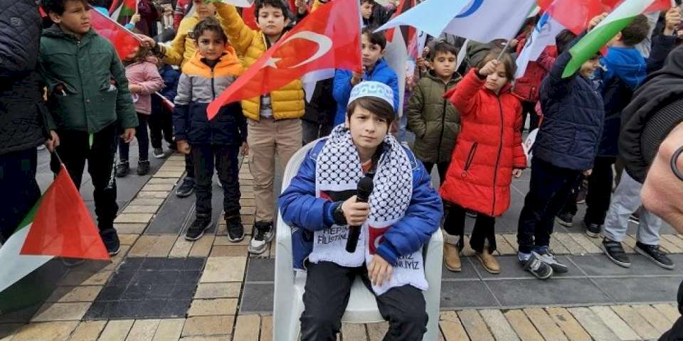 AGD Kayseri gençliği Filistin için meydanda