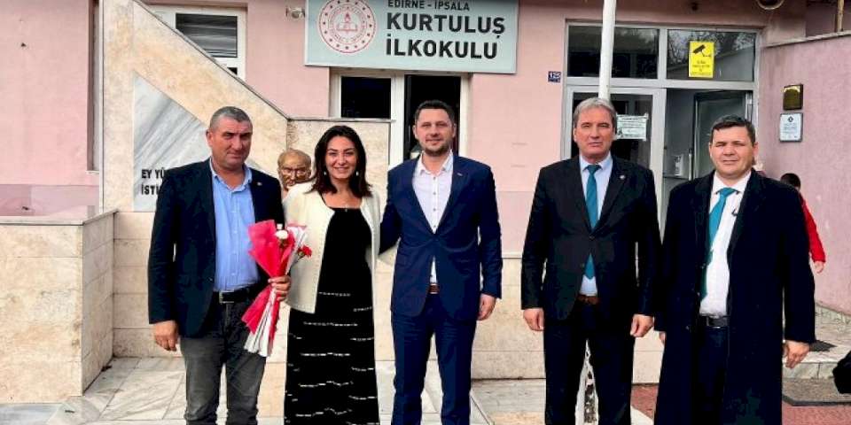 İpsala'da Aybike Şimşek öğretmenleri unutmadı