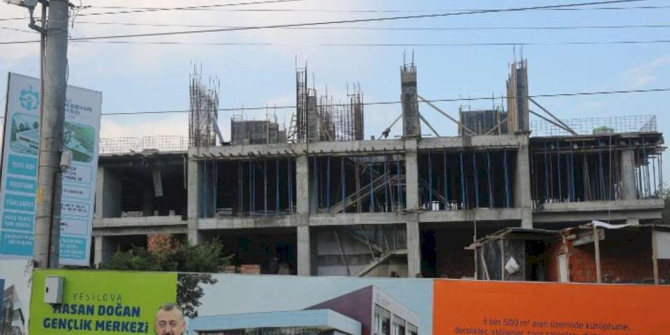 Kocaeli'de gençlik hizmetleri için durmak yok