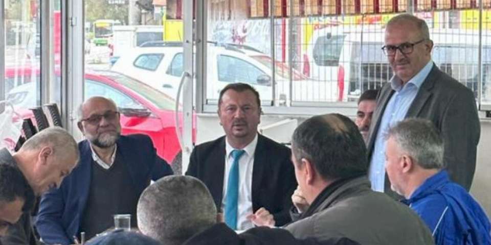 Gököz-Der'de Hüseyin Seymen güven tazeledi