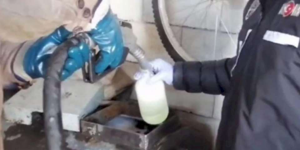1 milyon litre kaçak akaryakıta 'Çengel'