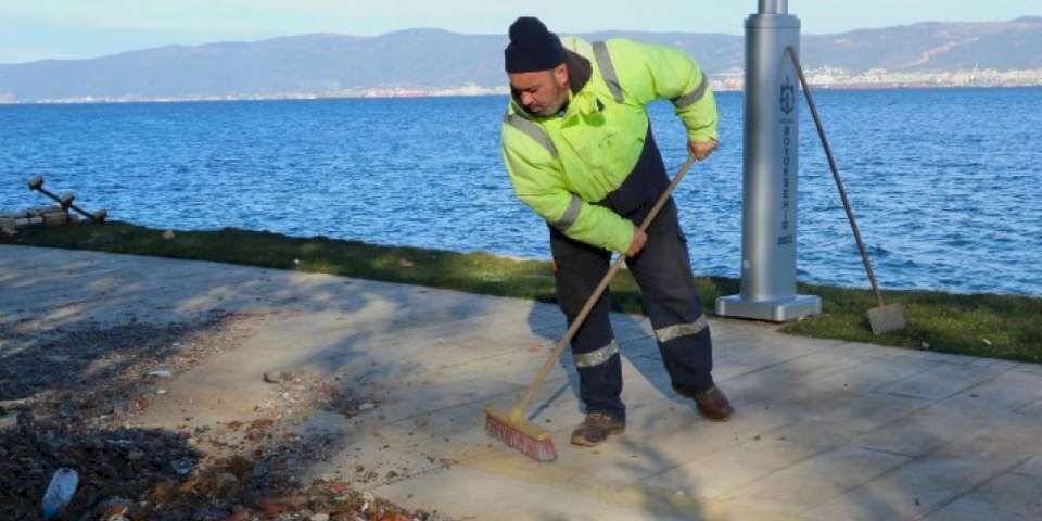 Kocaeli fırtınanın izlerini siliyor